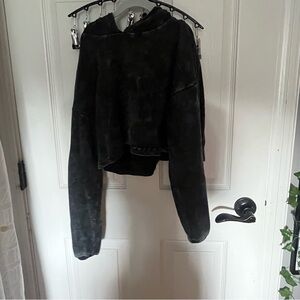 Cropped dark gray hoodie